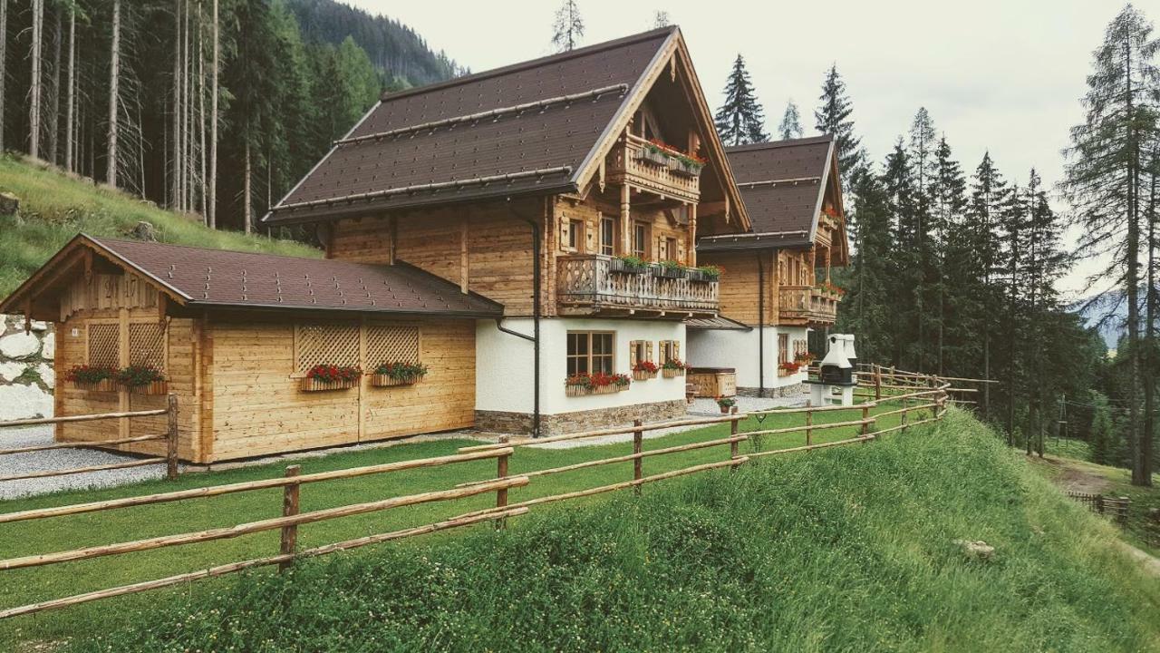 Chalets Almidylle 圣马丁安提奈各布里奇 外观 照片