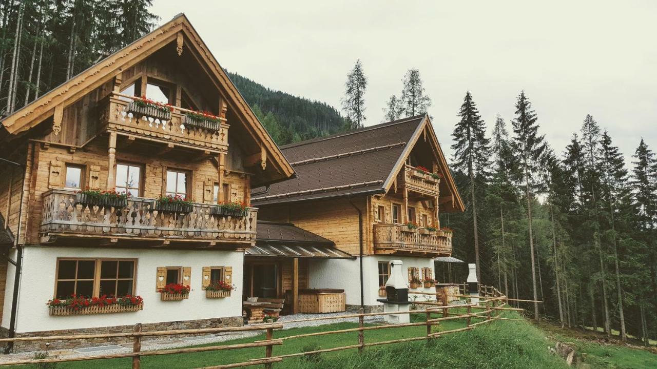 Chalets Almidylle 圣马丁安提奈各布里奇 外观 照片